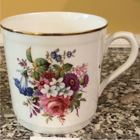 Hammersley Other - Hammersley mug bone china flowers white gold trimmed Howard Sprays Smooth 1980s